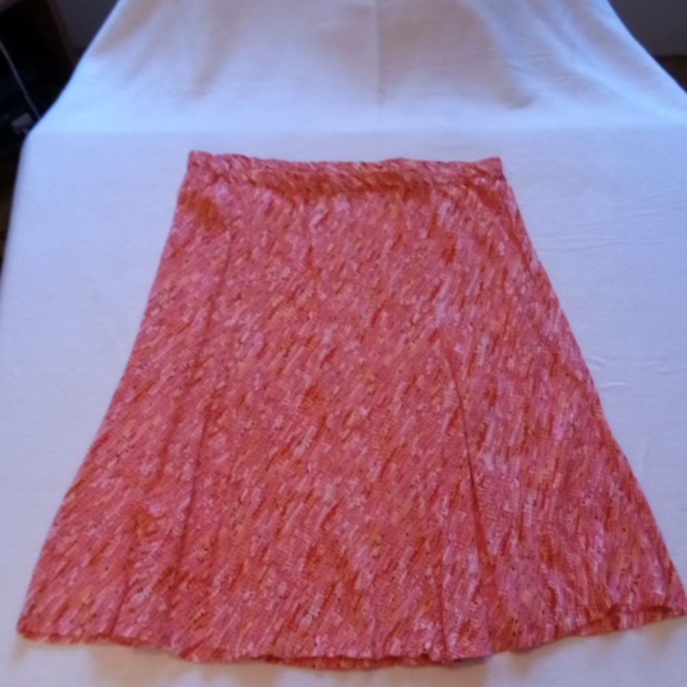 Med-length light,full skirt